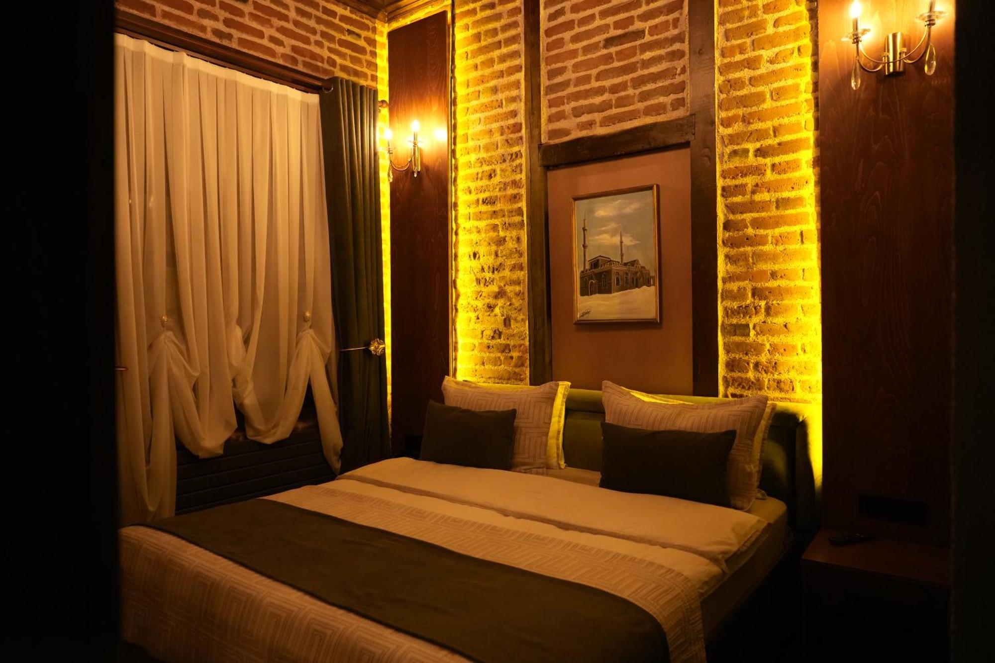 Mihman Konak Hotel Kars Exteriör bild